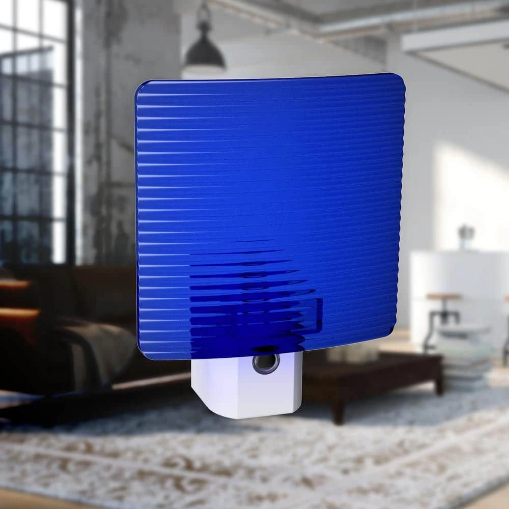 Blue Wave Translucent Screen Automatic LED Night Light by Westek 2 Blue Wave Translucent Screen Automatic LED Night Light by Westek - Image 2